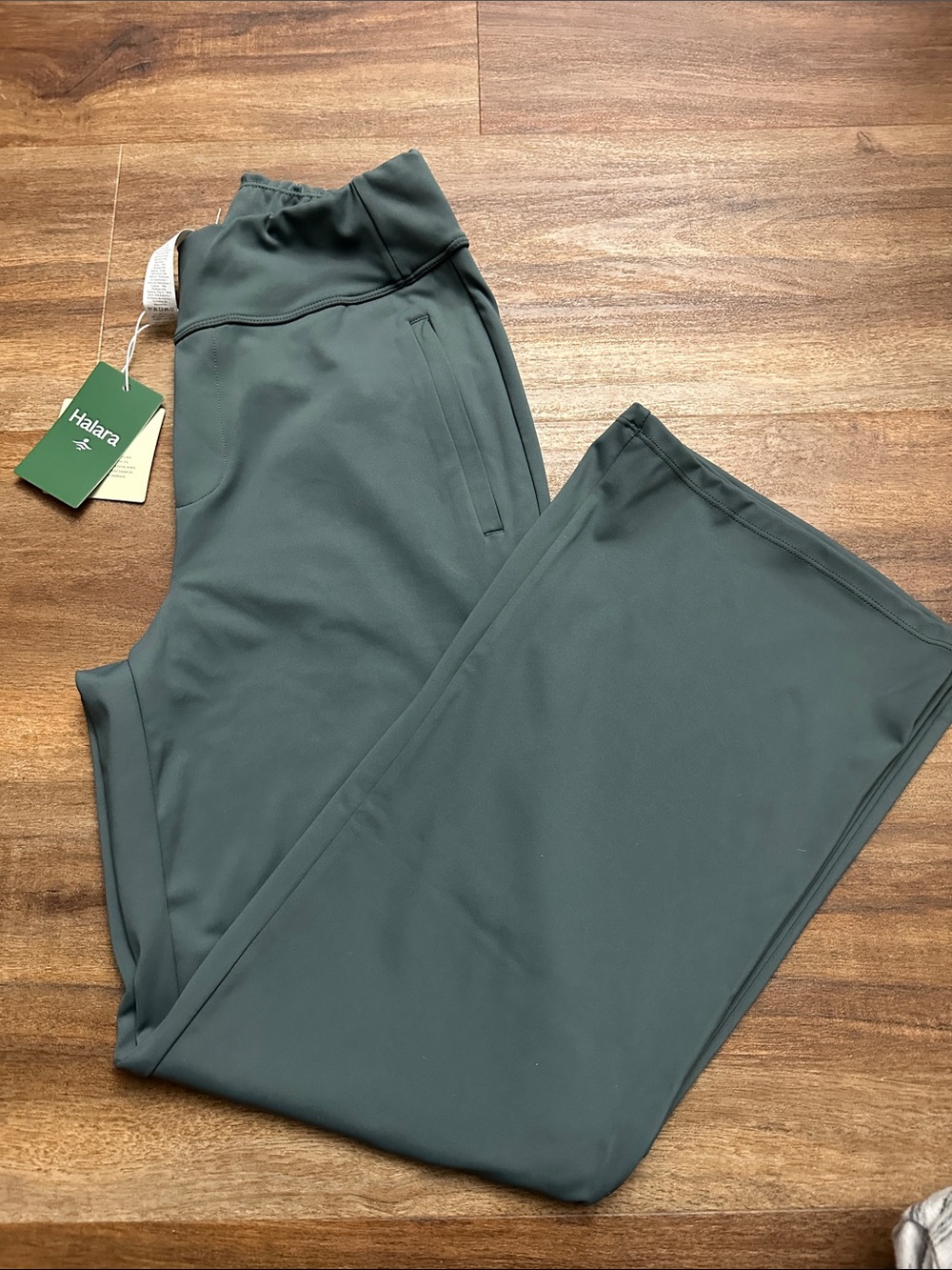 HALARA Women’s Teal/Green Dress Pants NWT